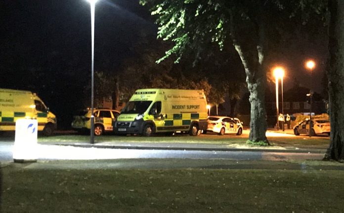 Photo @snappersk - Ambulances and police cars in a residential street in weoley castle