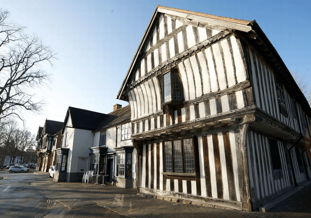 St Nicolas Place - Saracen's Head