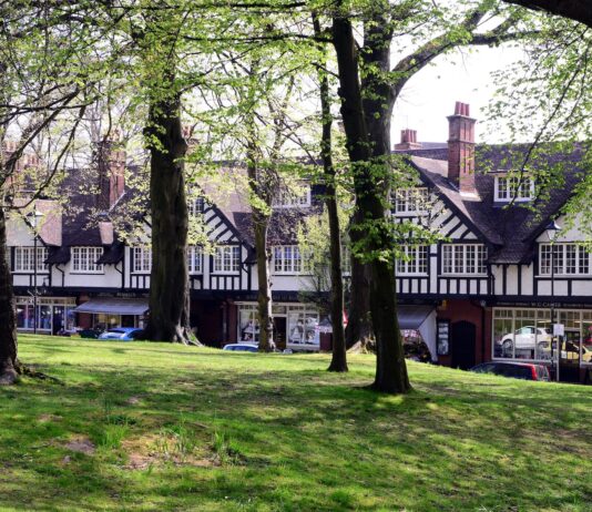 Bournville Green scoops Green Flag Award and Green Heritage Accreditation